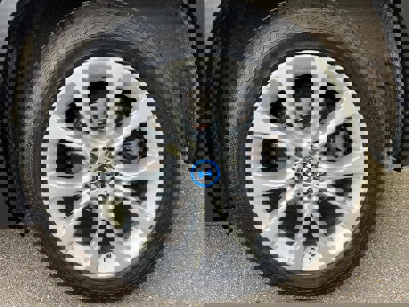 Image BMW 楲⁥㕘⠠ㅆ⤵㈨㄰ⴳ⤾ 2.0 313 40e Lounge Plus xDrive Xénon GPS Radar Bluetooth Sièges cuir élec chauffants Régul Clim auto